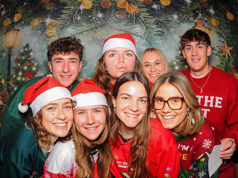 XUND Weihnachtspulli Tag 2025 - Luzern